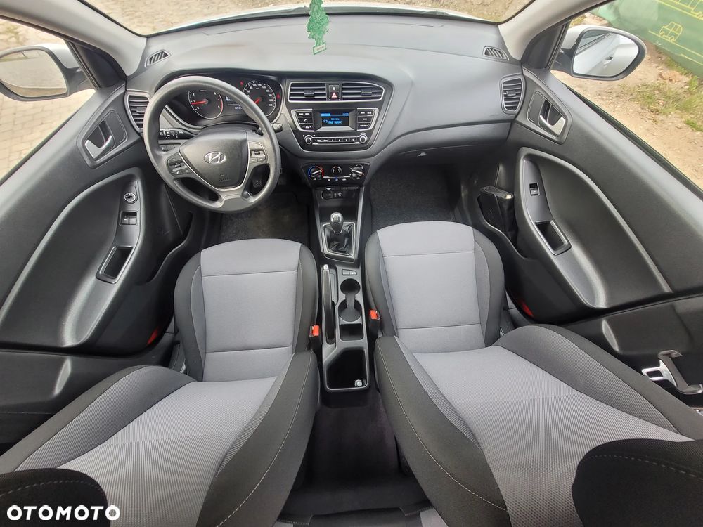 Hyundai i20 1.2 Comfort - 8