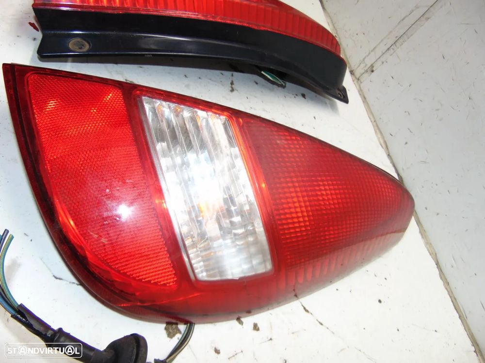 Suzuki Liana farolins - 3