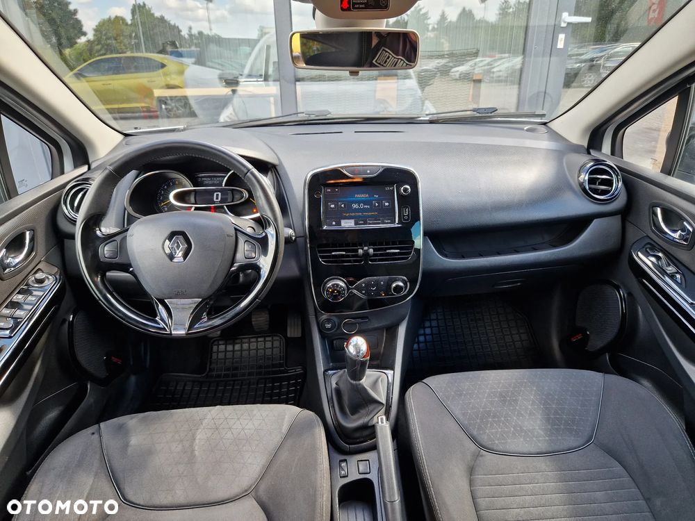 Renault Clio - 14