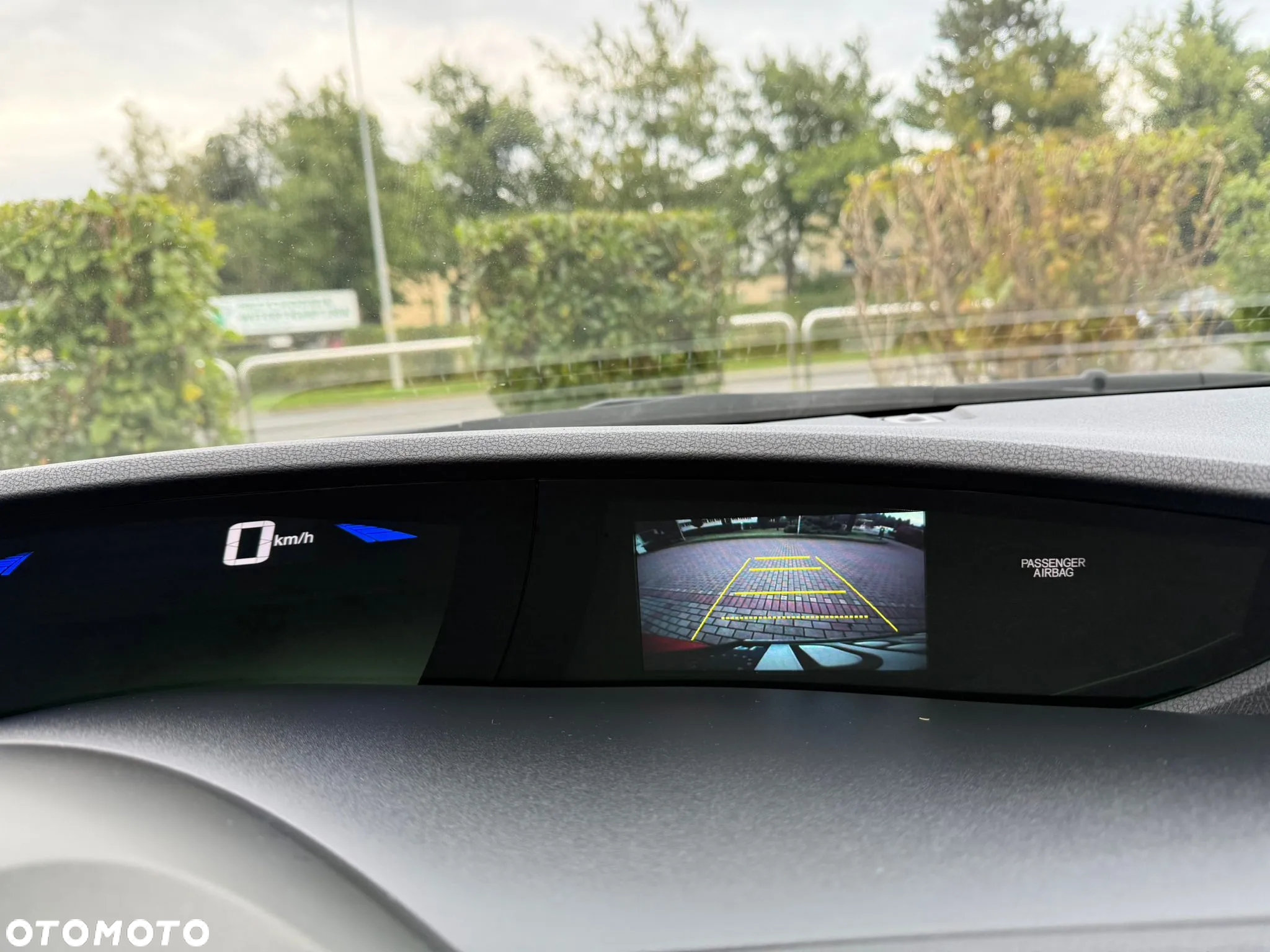Honda Civic 1.8 i-VTEC Executive Black Edition - 8