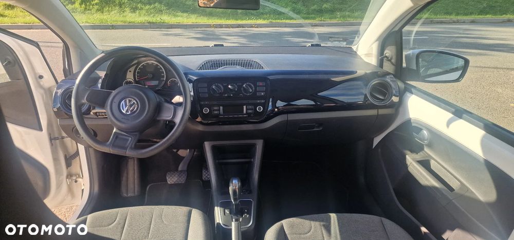 Volkswagen up! 1.0 move - 11