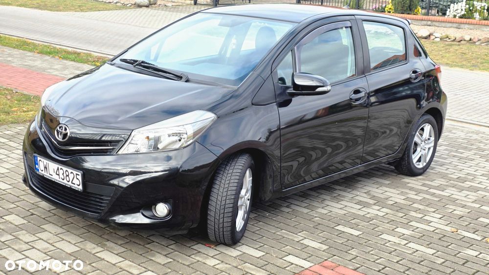Toyota Yaris - 1