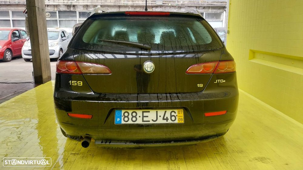 Alfa Romeo 159 1.9 JTDM 8V - 18