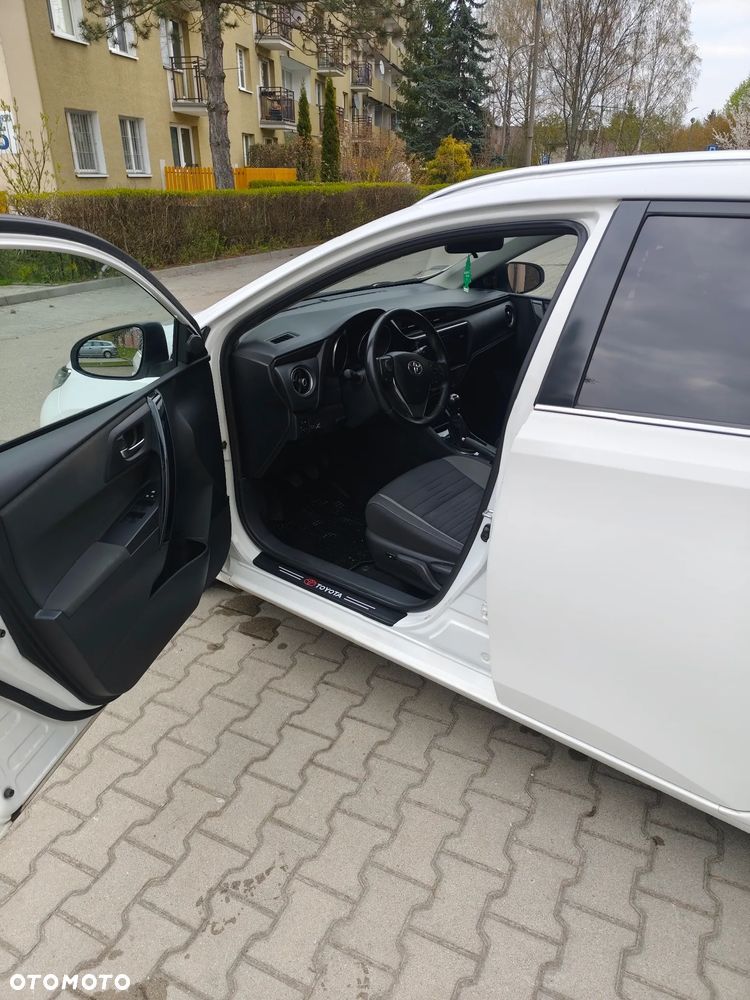 Toyota Auris 1.6 Active - 8