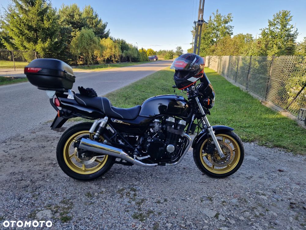 Honda CB - 7