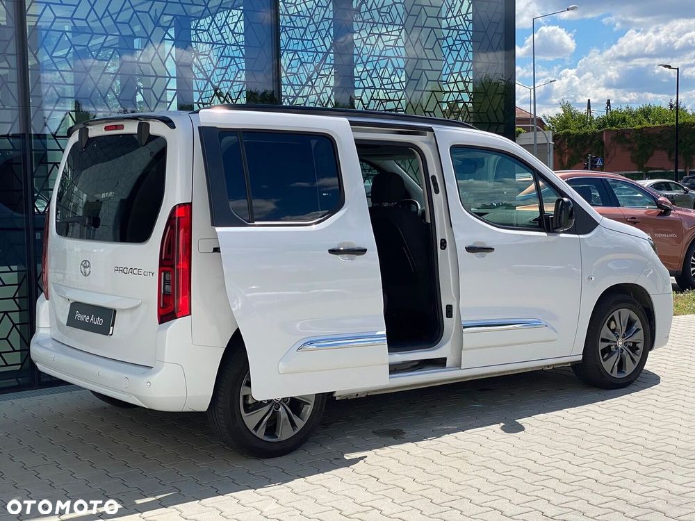 Toyota Proace City Verso 1.5 D-4D Family - 30