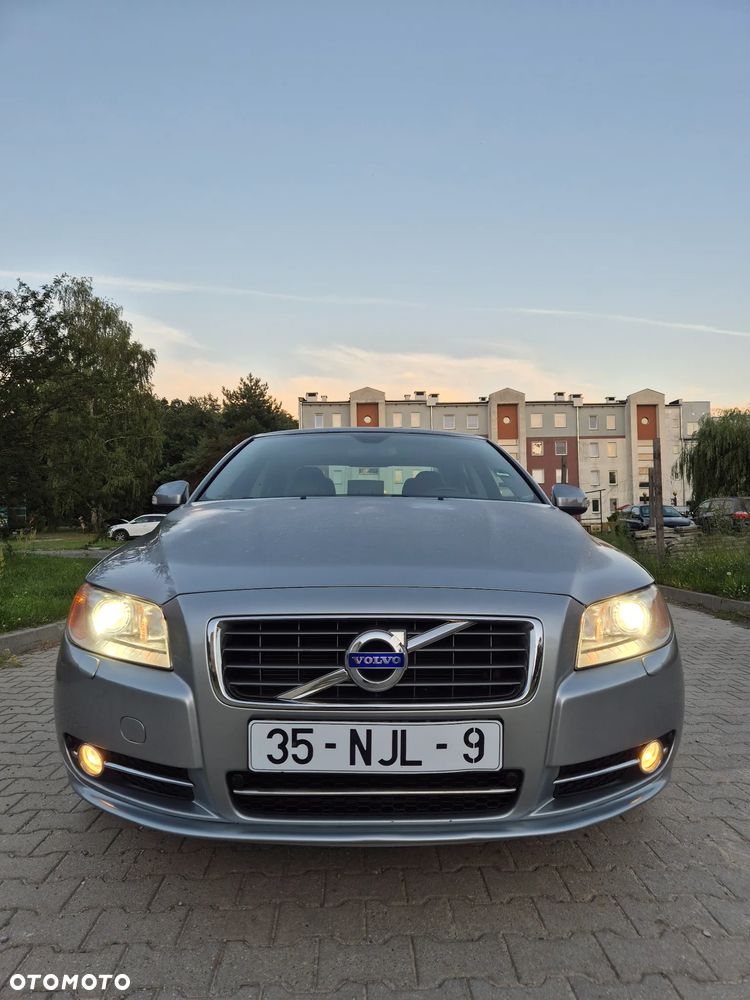Volvo S80 - 2
