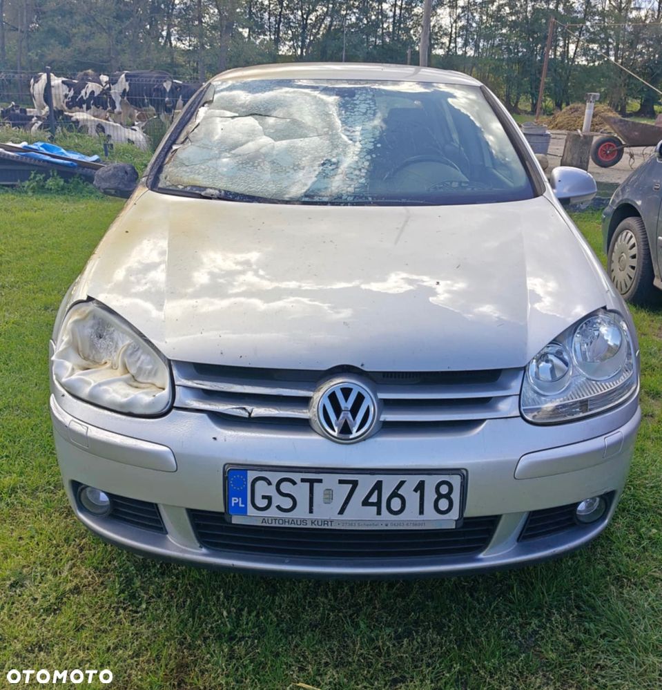 Volkswagen Golf - 2