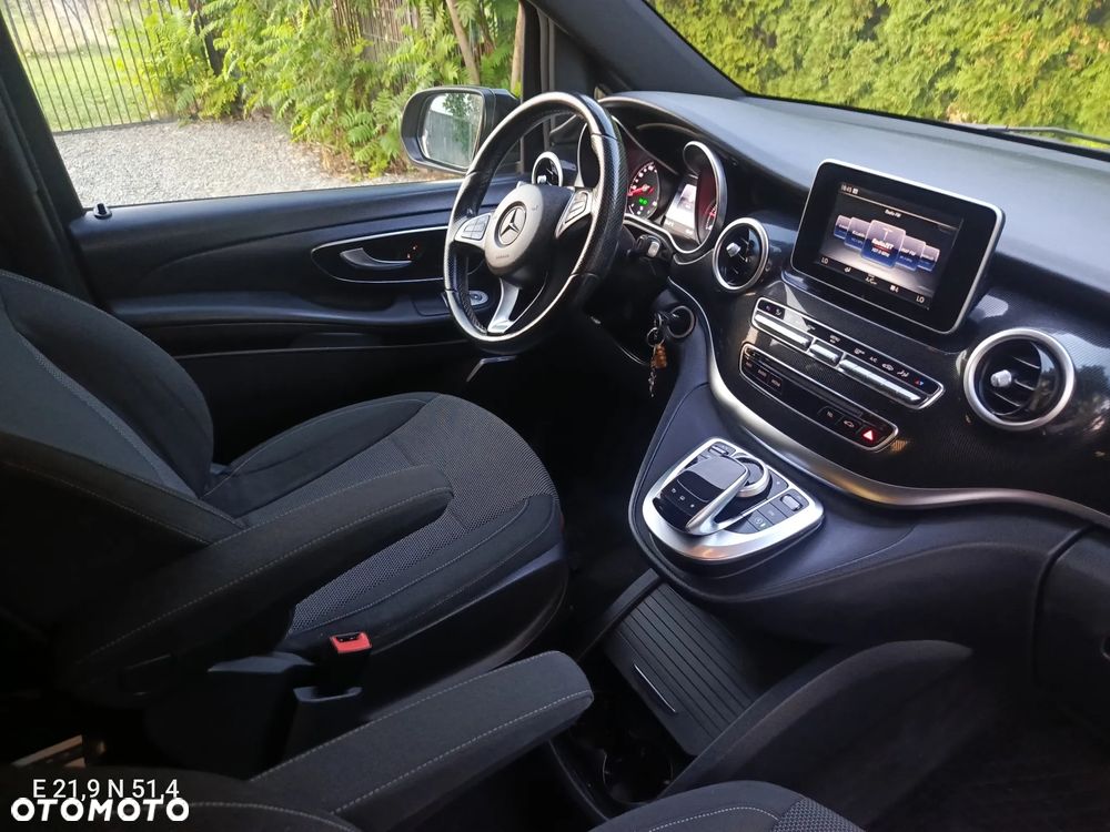 Mercedes-Benz Klasa V 220 CDI Avantgarde 7G-Tronic (d³ugi) - 12