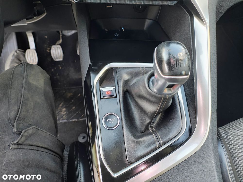 Peugeot 5008 BlueHDi 130 Active - 19