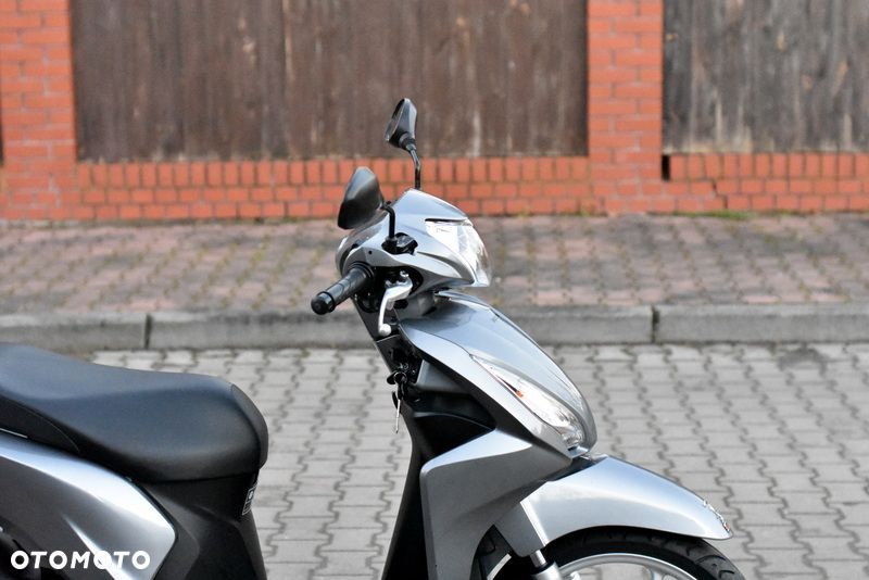 Honda Vision - 8