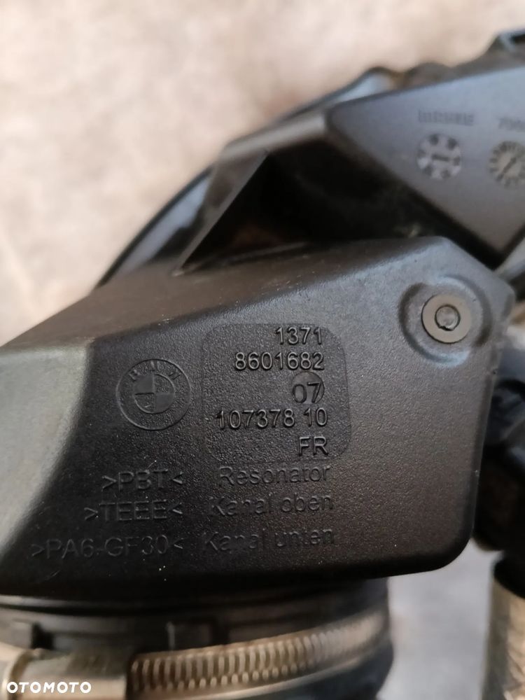 OBUDOWA FILTRA POWIETRZA REZONATOR BMW F20 F22 F30 F33 F36 8601682 8601678 BENZYNA - 7