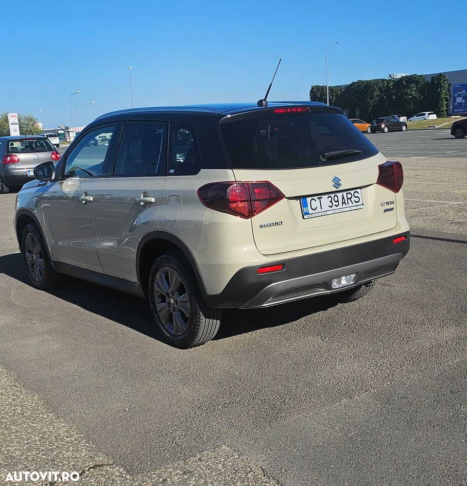 Suzuki Vitara 1.4 Boosterjet MHEV Passion - 4