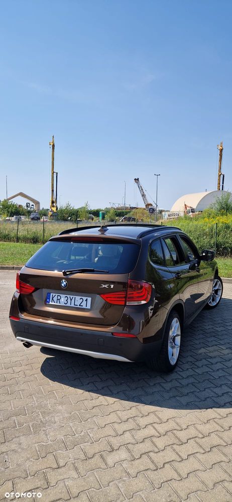 BMW X1 sDrive20d - 6