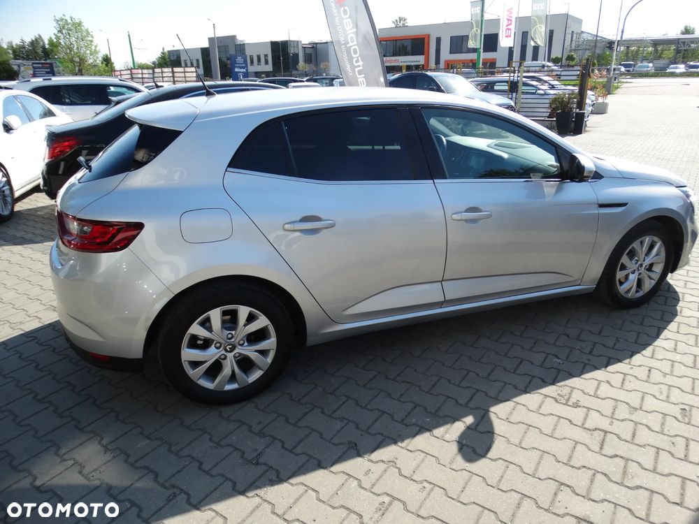 Renault Megane ENERGY TCe 100 INTENS - 33