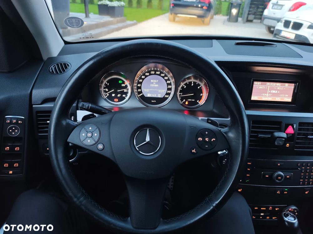 Mercedes-Benz GLK 220 CDI (BlueEFFICIENCY) 7G-TRONIC - 20