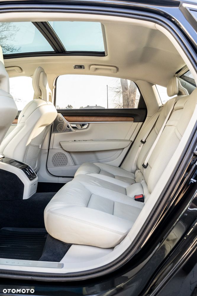 Volvo S90 T6 AWD Inscription - 33