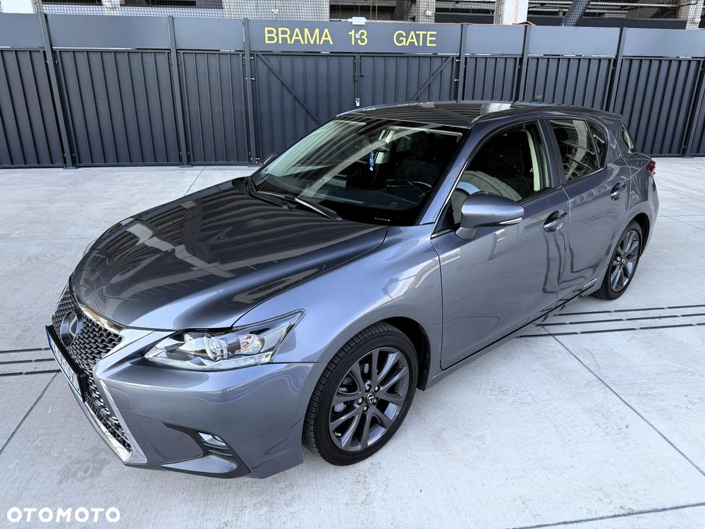 Lexus CT 200h Elegance EU6 - 1