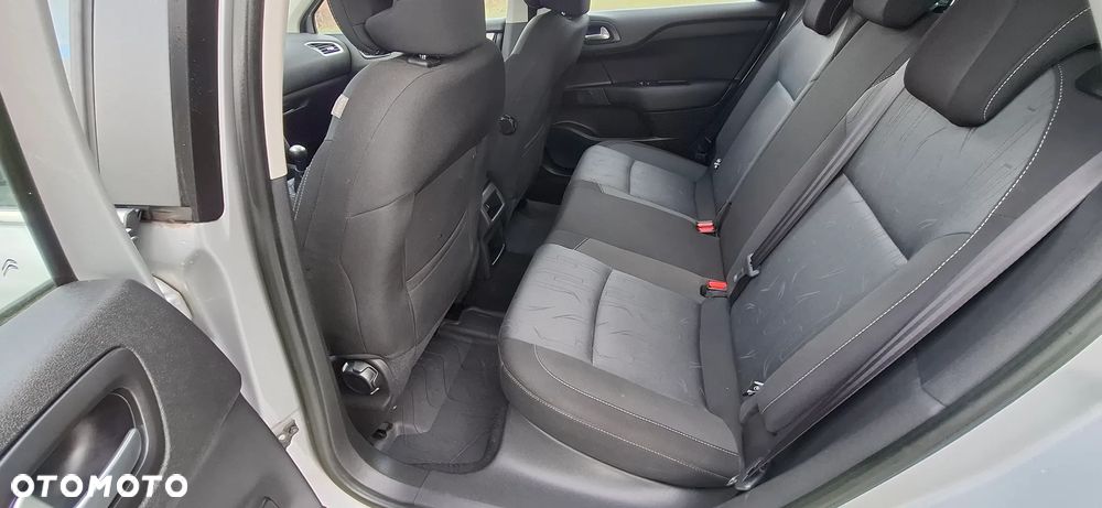 Citroën C4 1.4 VTi Seduction - 24