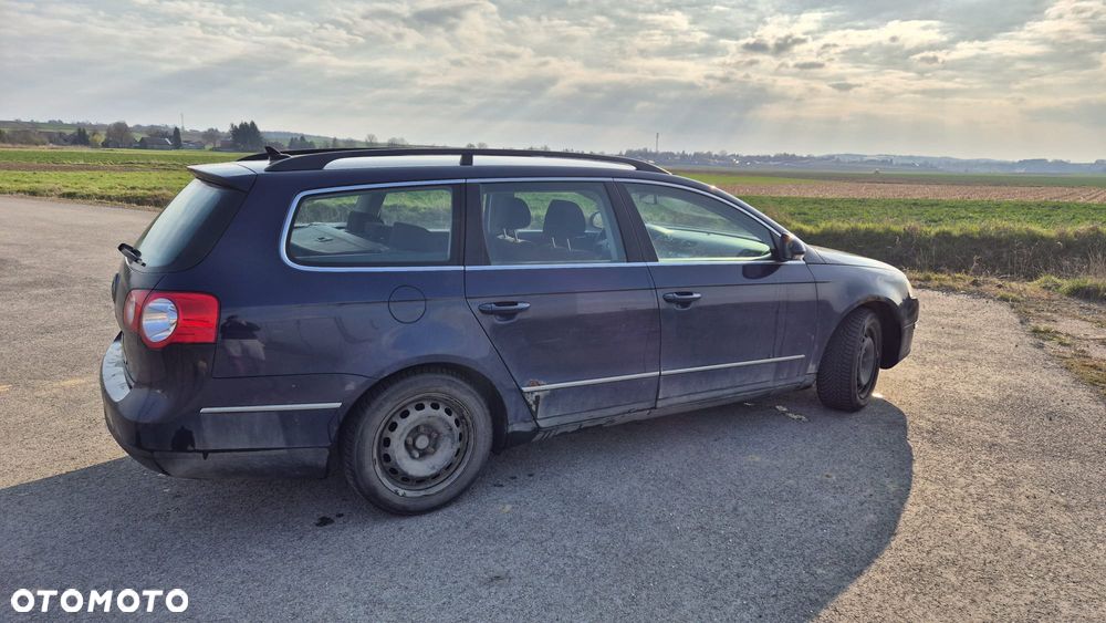 Volkswagen Passat 2.0 TDI Comfortline - 3
