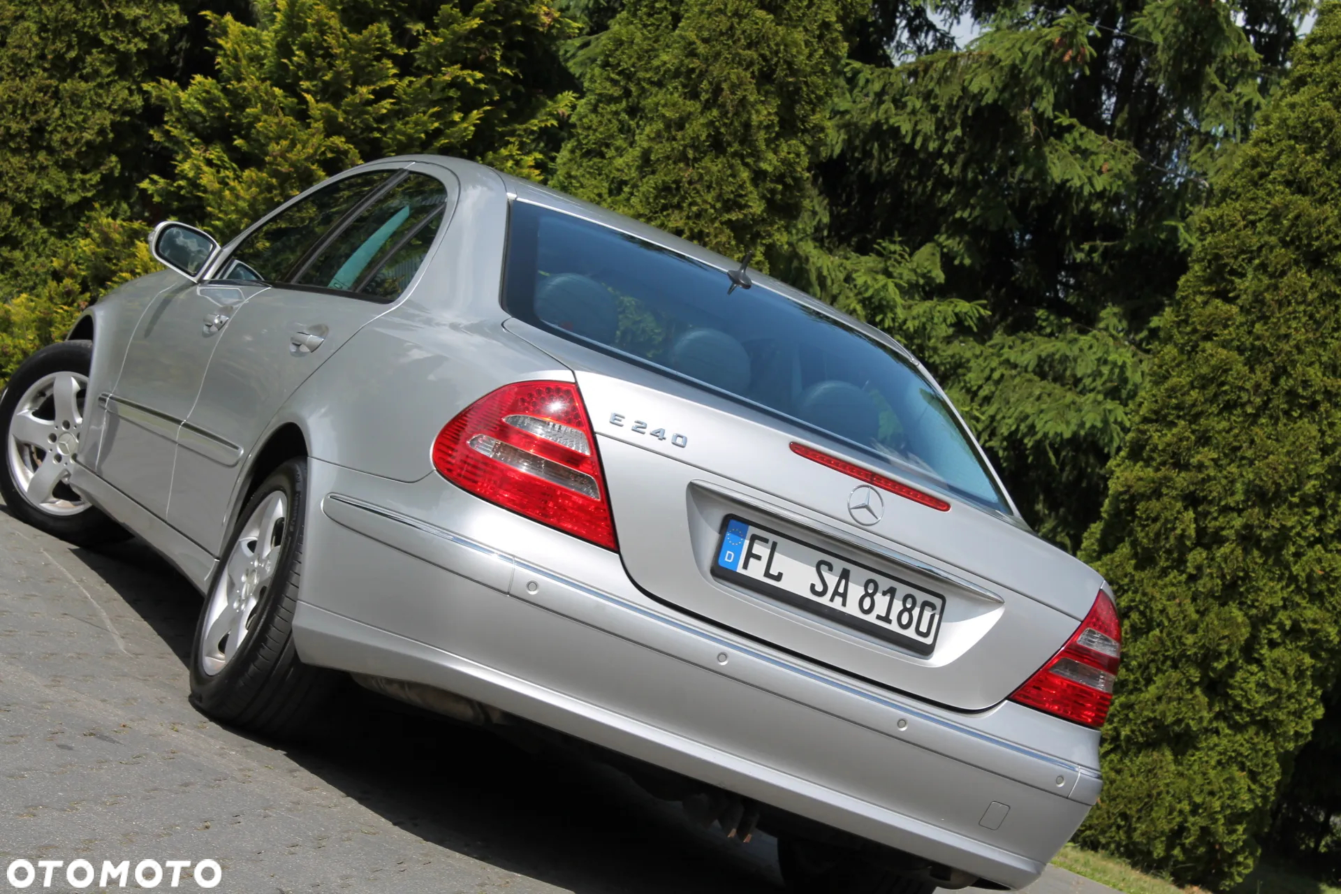 Mercedes-Benz Klasa E 240 4-Matic Avantgarde - 12
