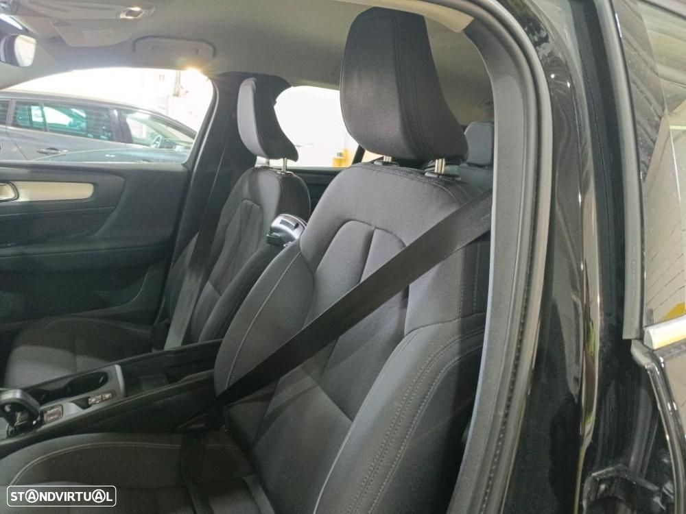 Volvo XC 40 2.0 B4 Inscription - 6