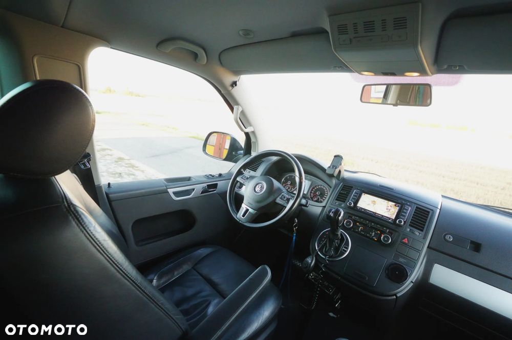 Volkswagen Multivan - 8