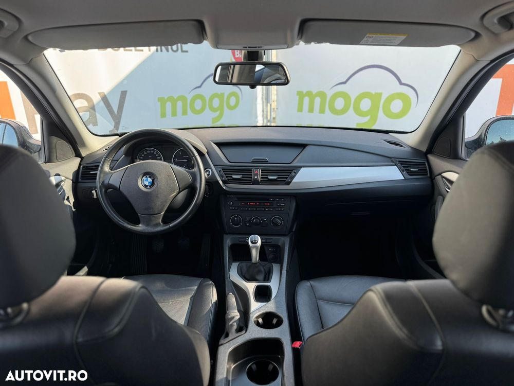 BMW X1 xDrive18d Sport Line - 6