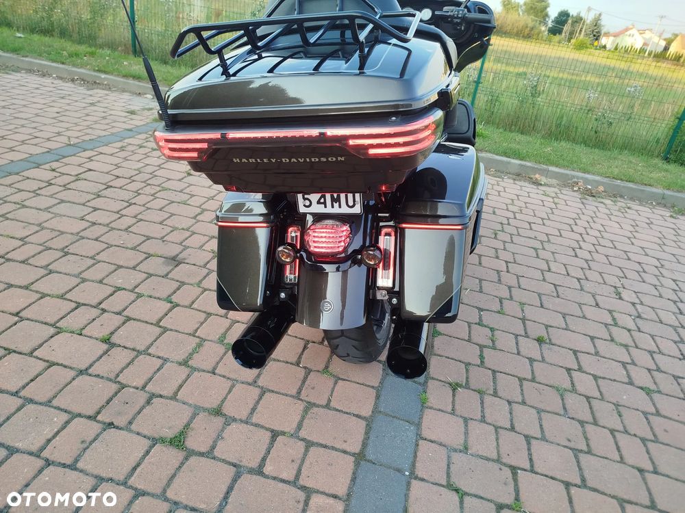 Harley-Davidson Touring Electra Glide - 11