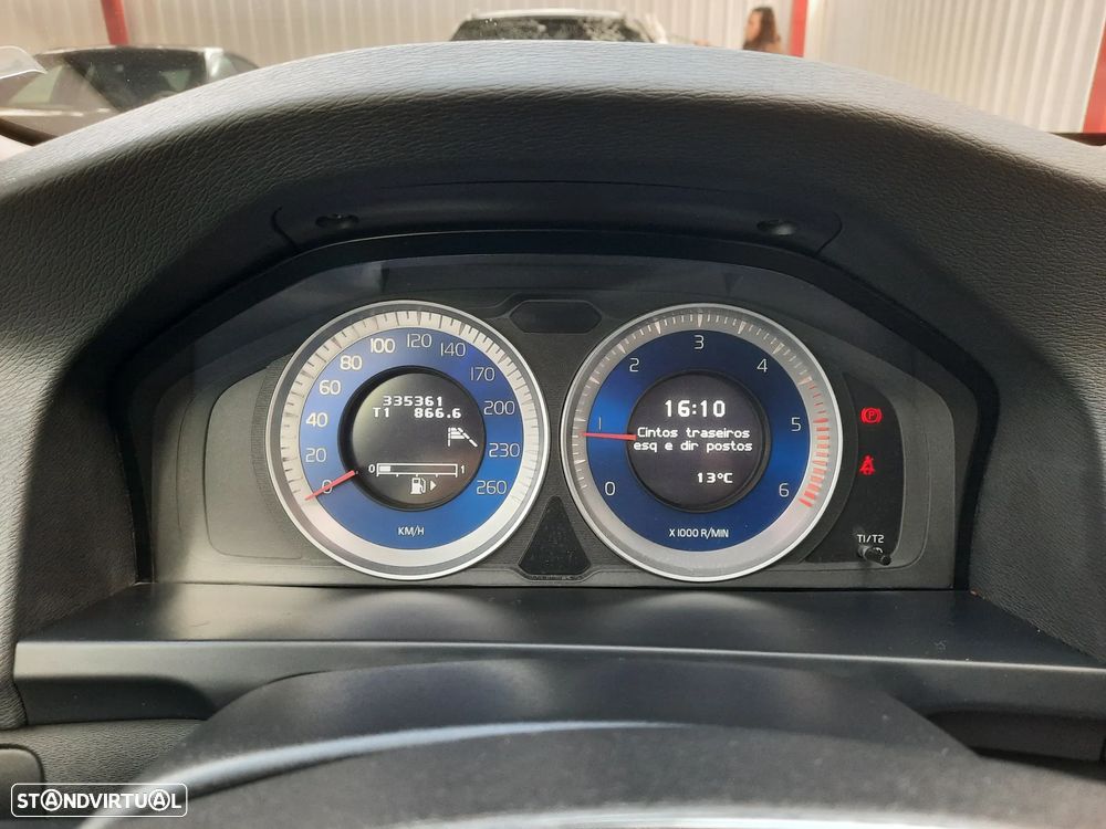 Volvo V60 1.6 D2 Drive R-Design Start/Stop - 49