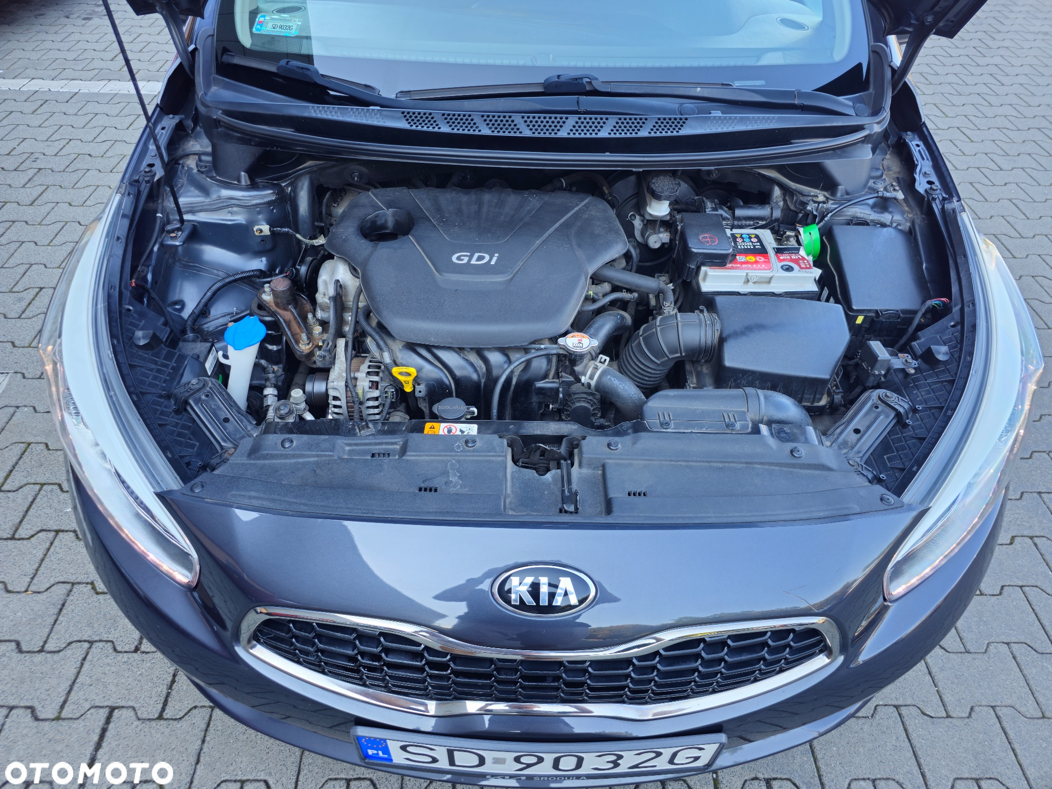 Kia Ceed Cee'd 1.6 GDI M - 4