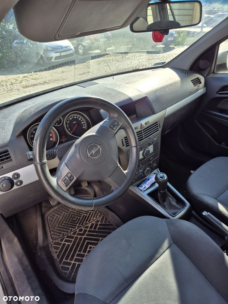 Opel Astra - 1