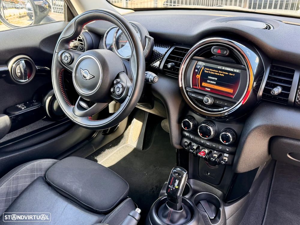 MINI 3 Portas Cooper SD Aut. - 11