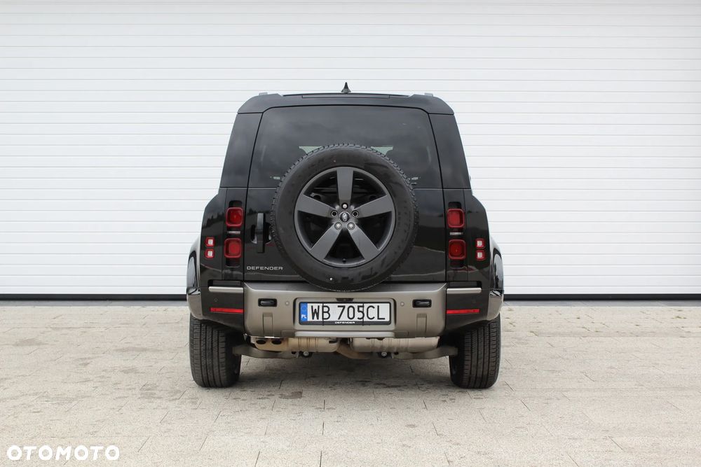 Land Rover Defender - 3