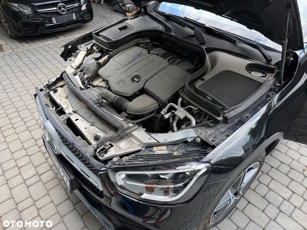 Mercedes-Benz GLC 200 d 4Matic 9G-TRONIC AMG Line - 13
