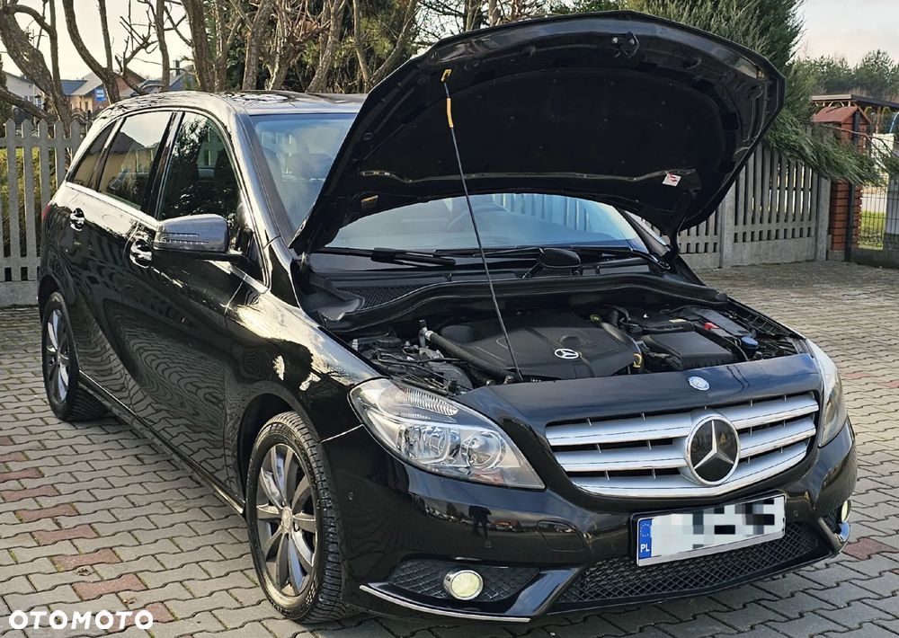 Mercedes-Benz Klasa B 180 d BlueEFFICIENCY Edition Style - 37