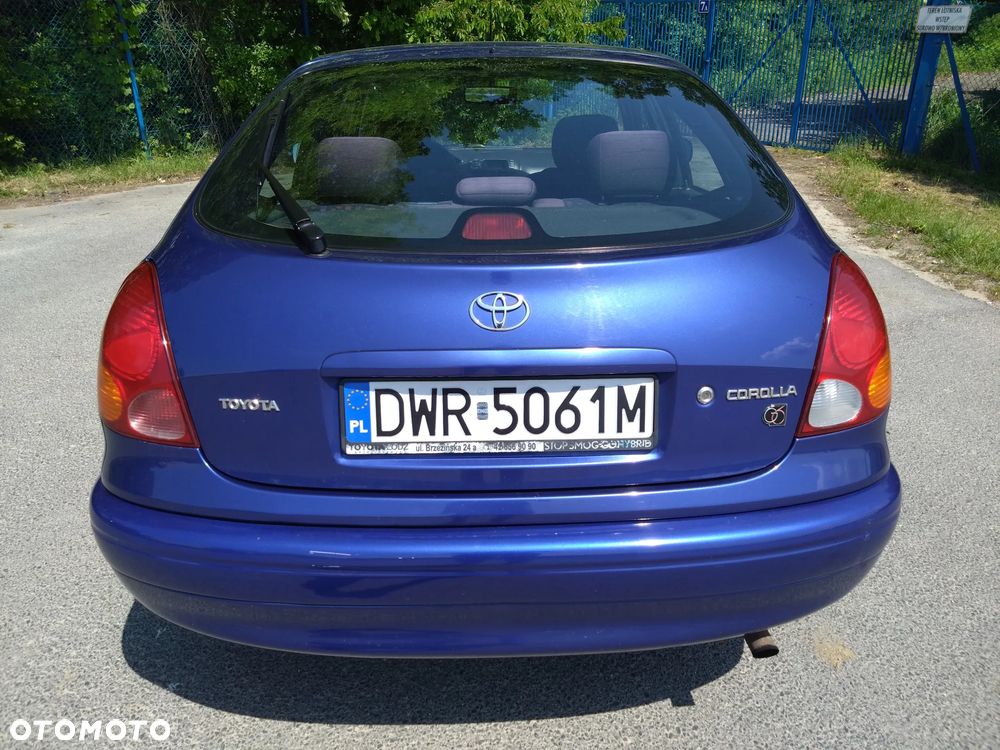 Toyota Corolla - 5