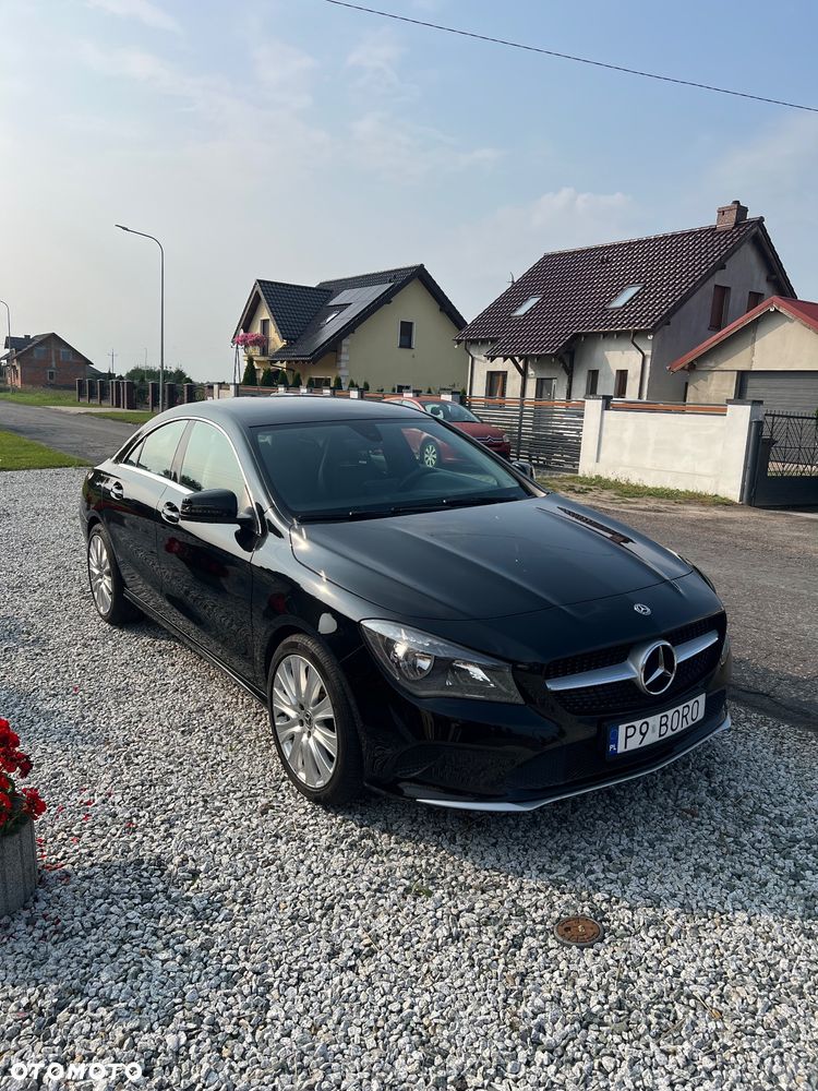Mercedes-Benz CLA 200 - 2