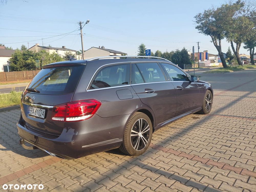 Mercedes-Benz Klasa E 400 4Matic 7G-TRONIC Elegance - 3