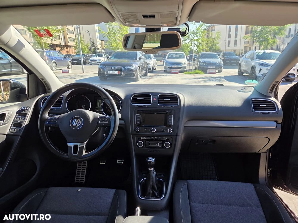 Volkswagen Golf 1.6 TDI DPF BlueMotion Technology Highline - 9