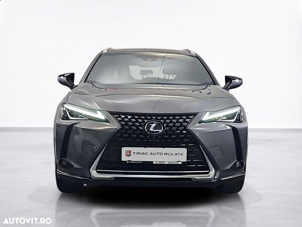 Lexus UX - 8