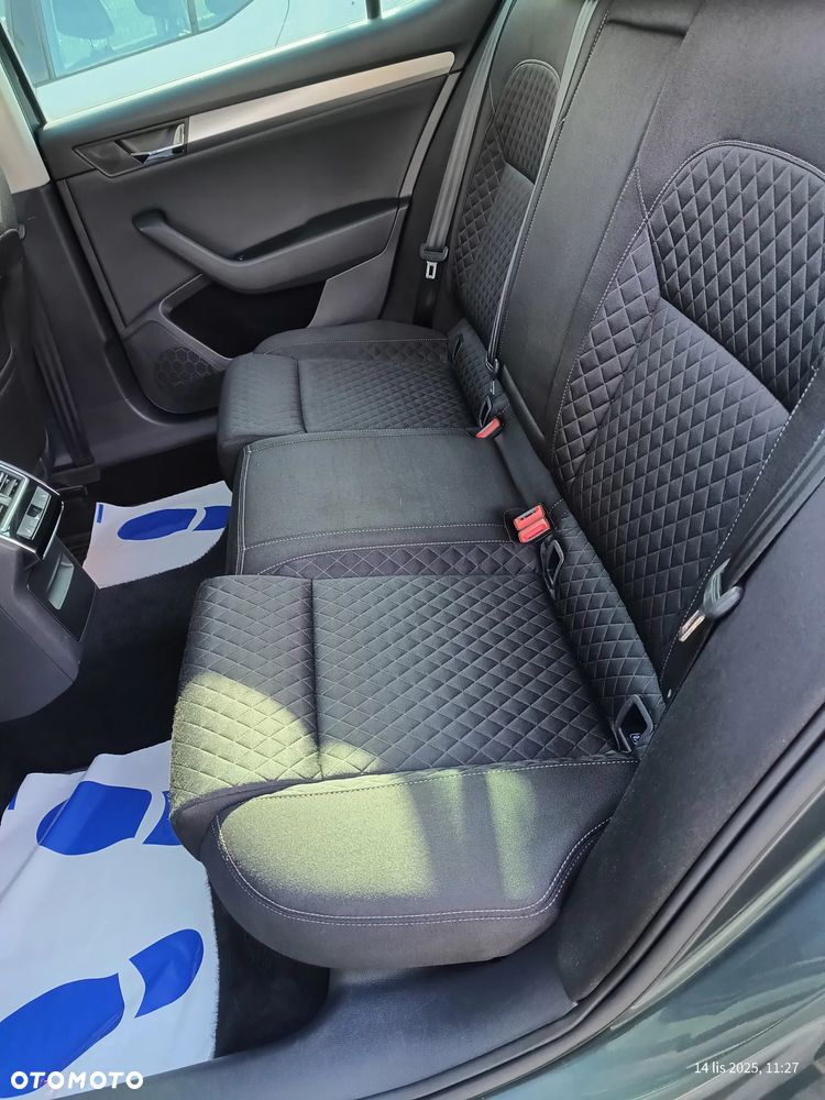 Skoda Superb 2.0 TDI Style DSG7 - 27