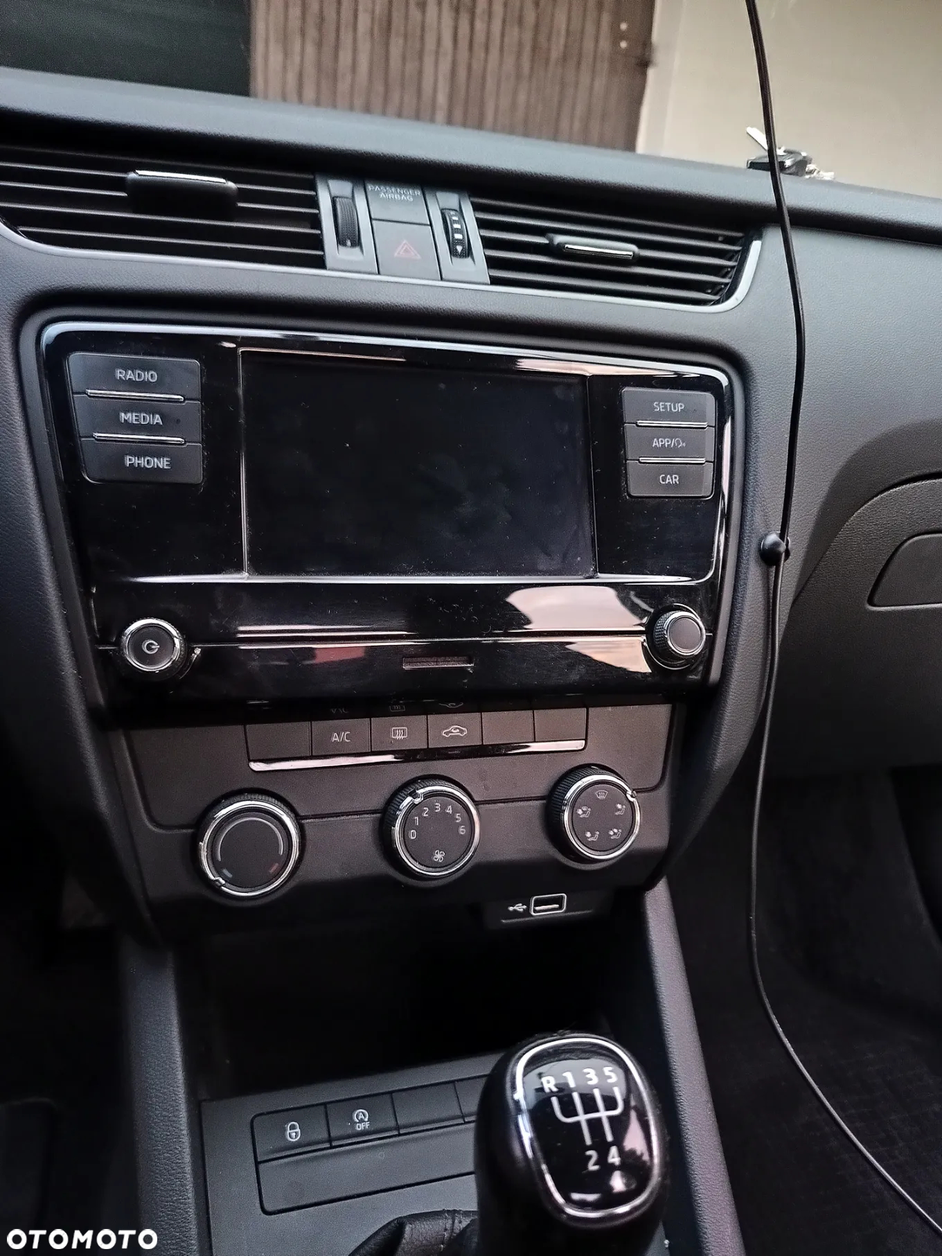 Skoda Octavia 1.6 TDI Active - 5