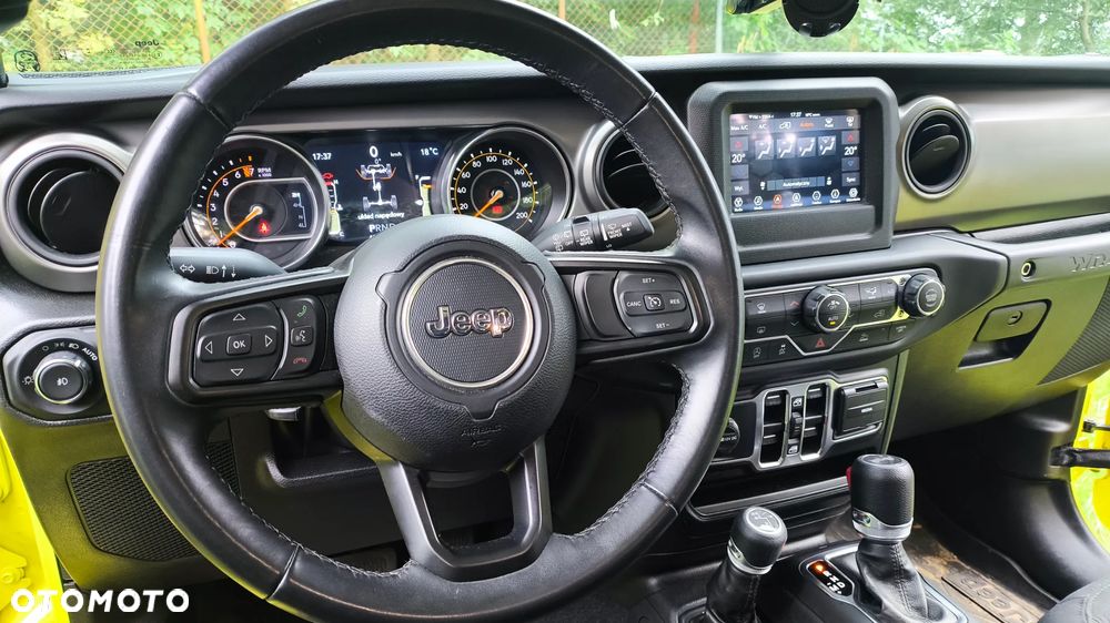 Jeep Wrangler - 18