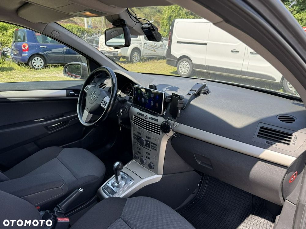 Opel Astra - 14