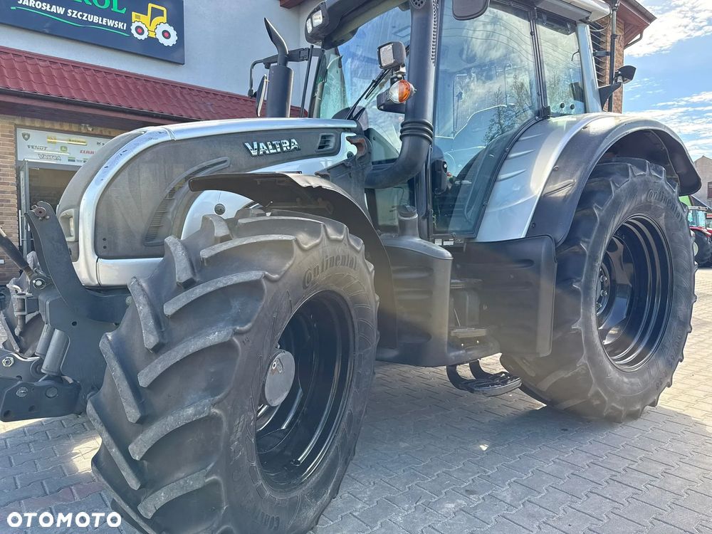 Valtra N 142 DIRECT N 143 CASE MAXXUM 125 - 1