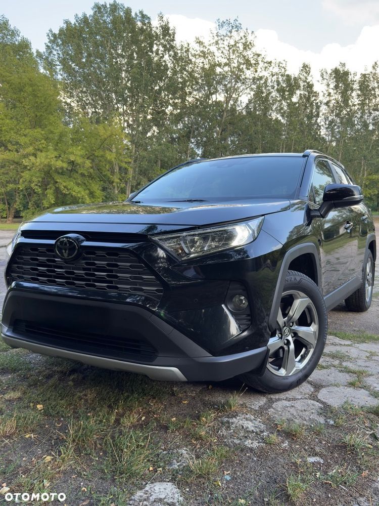 Toyota RAV4 - 9