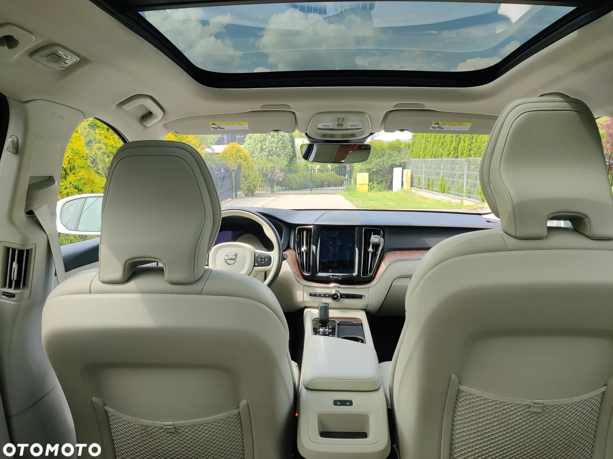Volvo XC 60 B5 B AWD Momentum Pro - 26