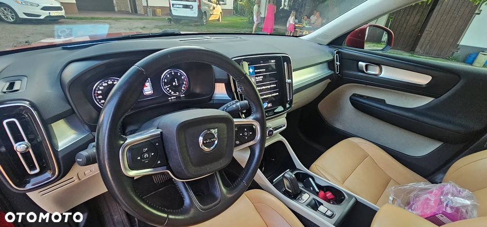 Volvo XC 40 T4 Geartronic Momentum - 8