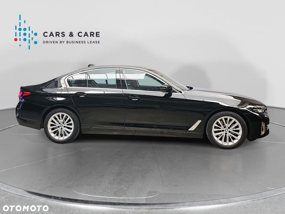 BMW Seria 5 520d xDrive MHEV Luxury Line - 7